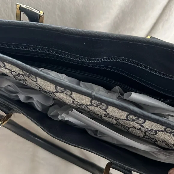 Gucci Authentic Vintage Tote 🔥 - Picture 7 of 17